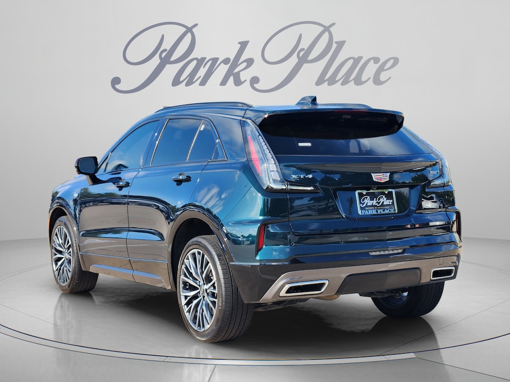Used 2025 Cadillac XT4 FWD Sport SUV
