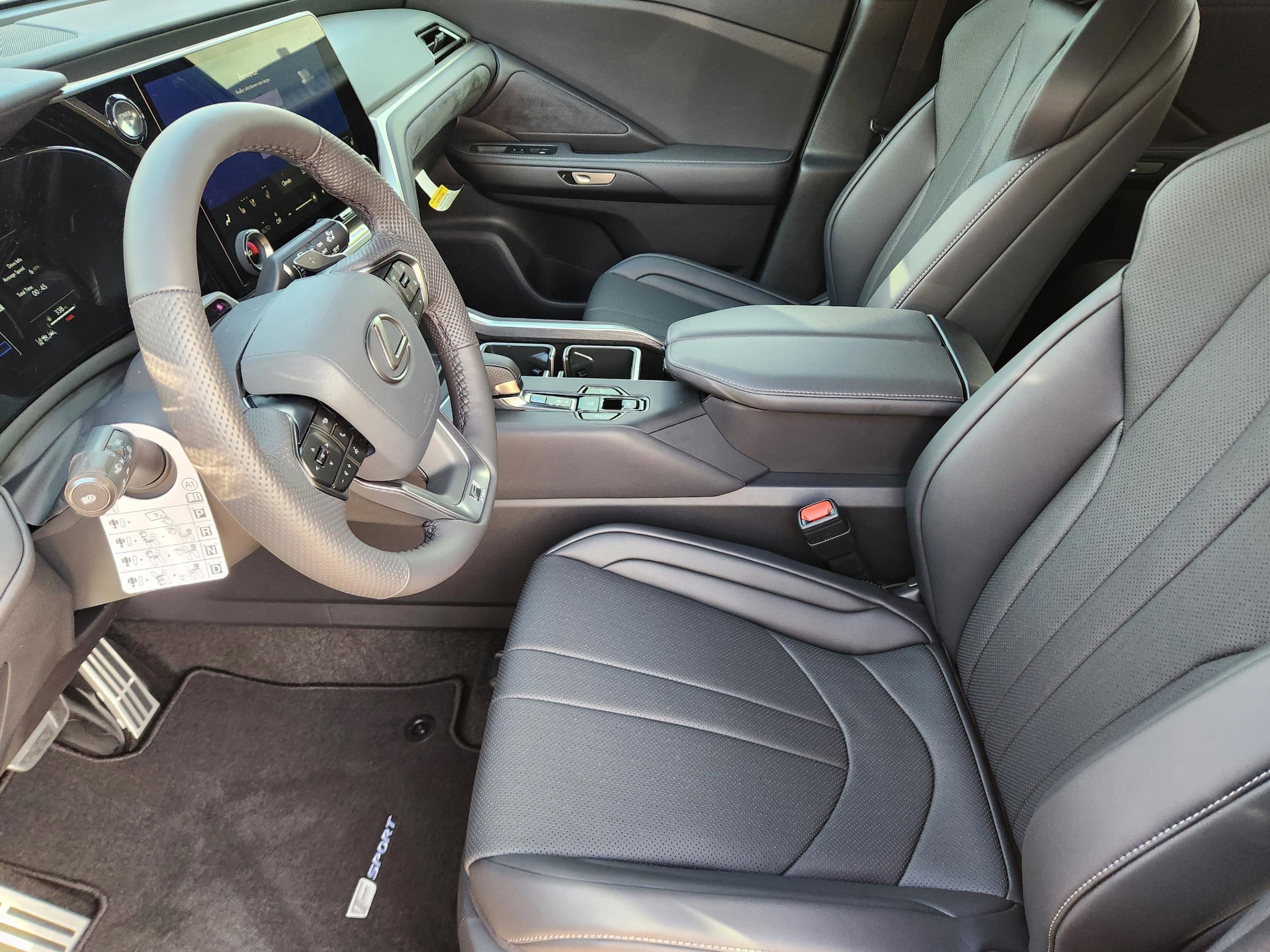 2026 Lexus TX 500h F-Sport Premium - Photo 10