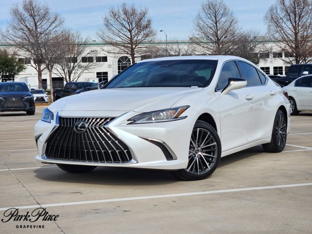 2025 Lexus ES 350's photo