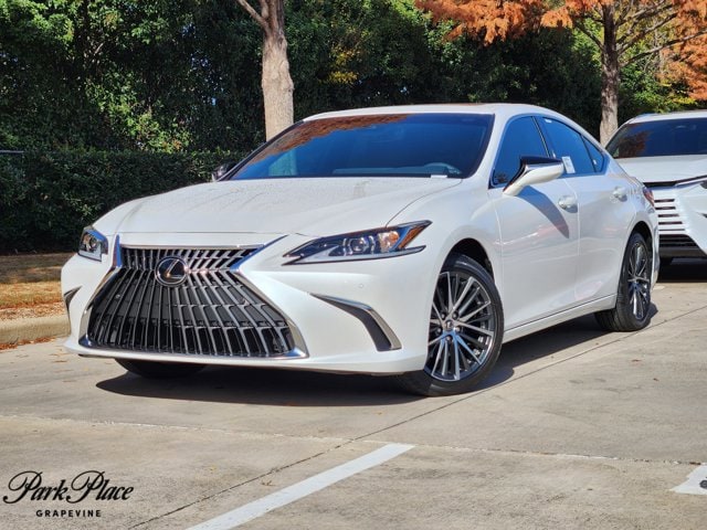 2025 Lexus ES 350's photo