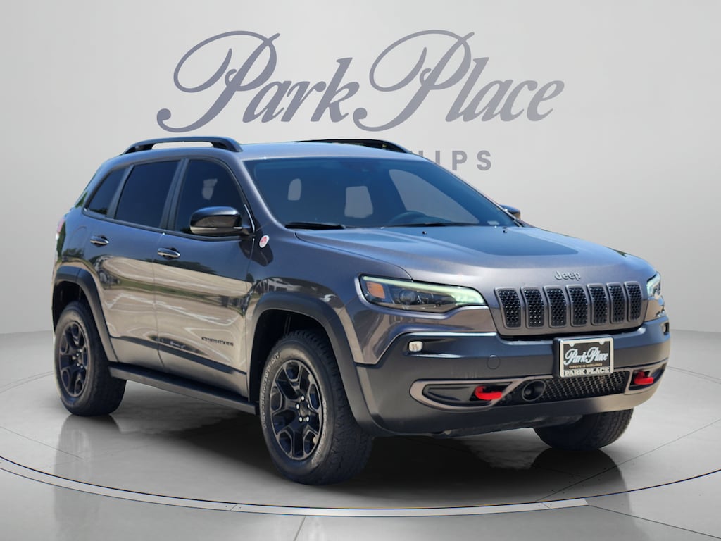 Used 2022 Jeep Cherokee Trailhawk SUV