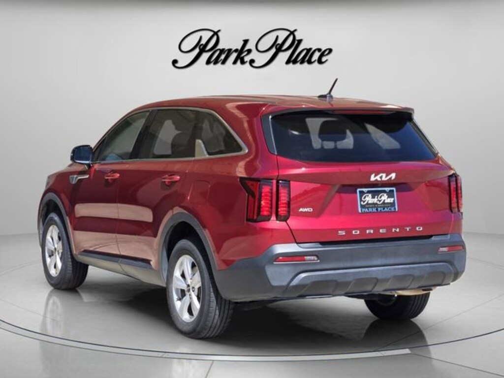 Used 2022 Kia Sorento LX SUV