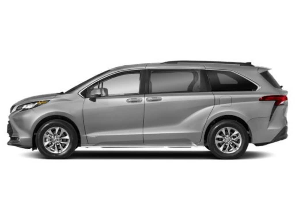Used 2024 Toyota Sienna XLE Van Passenger Van