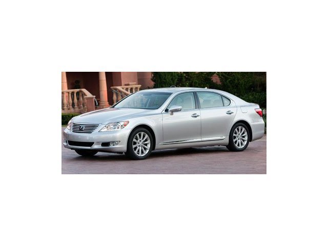 2011 Lexus LS Base's photo