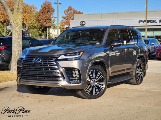 2026 Lexus LX Luxury's photo