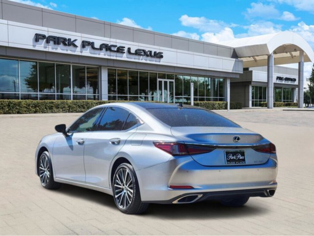 New 2025 Lexus ES 300h Base SEDAN