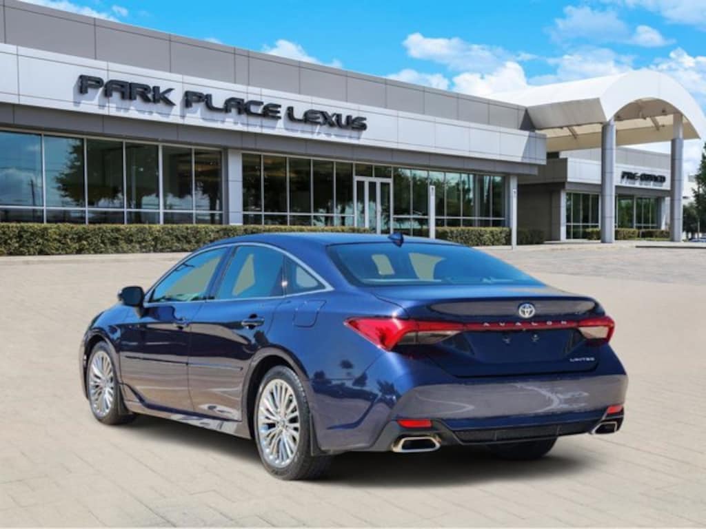 Used 2019 Toyota Avalon Limited Sedan