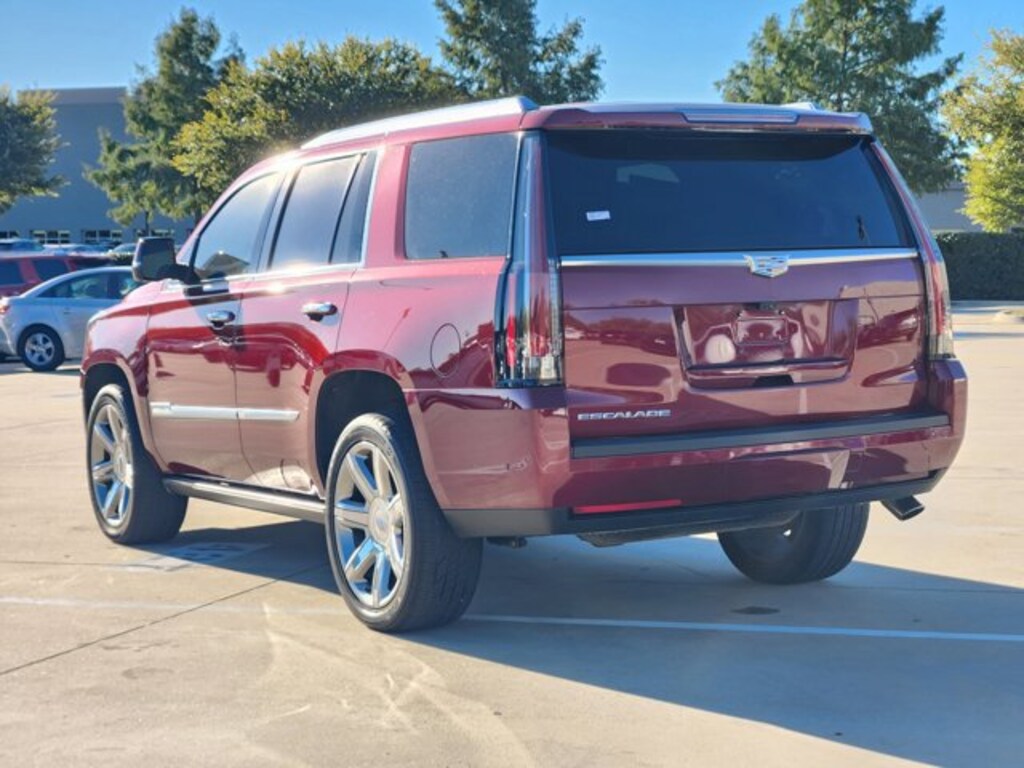 Used 2018 Cadillac Escalade Premium Luxury SUV