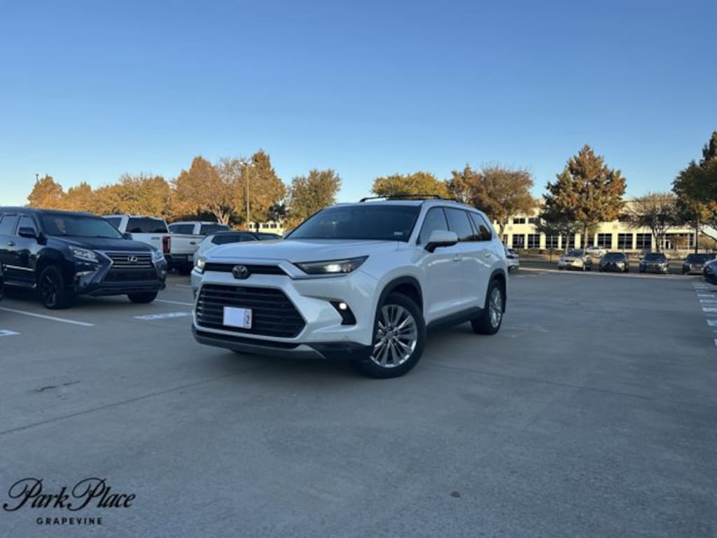 Used 2024 Toyota Grand Highlander Platinum SUV