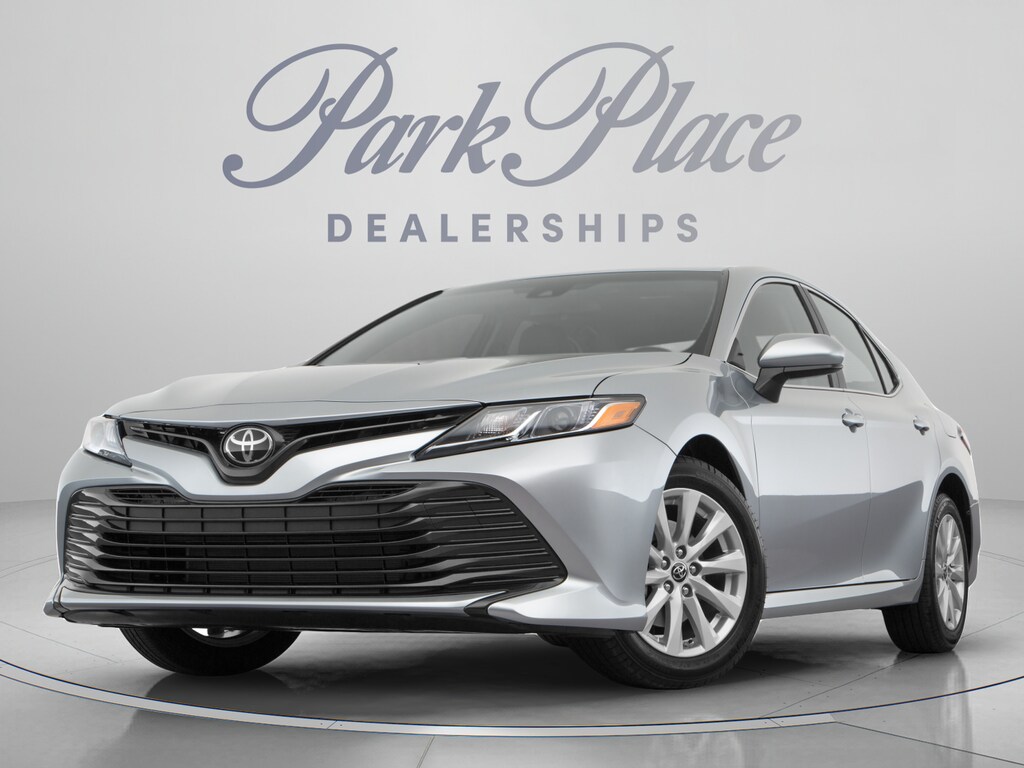 Used 2018 Toyota Camry LE Sedan