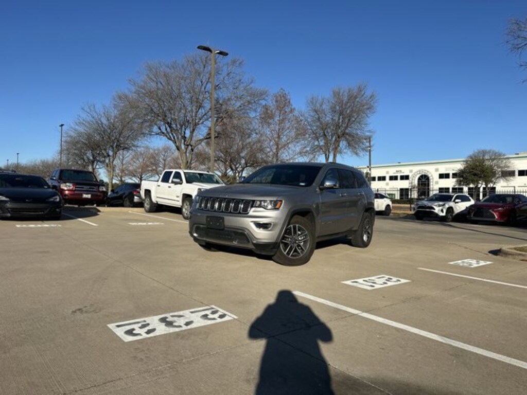 Used 2019 Jeep Grand Cherokee Limited SUV