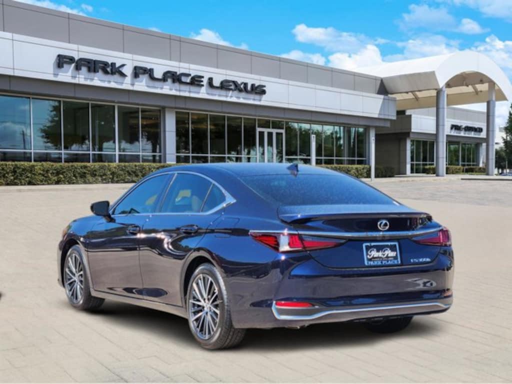 New 2025 Lexus ES 300h Base SEDAN