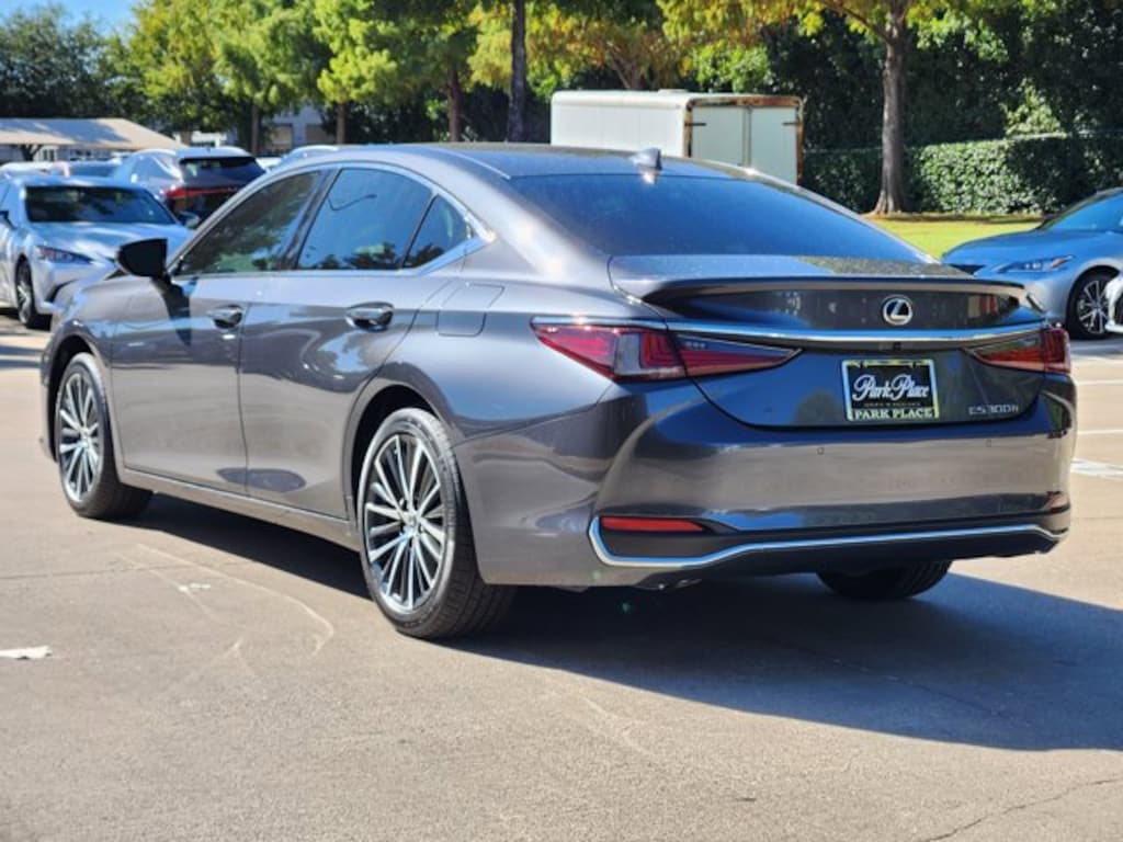 New 2025 Lexus ES 300h Base SEDAN