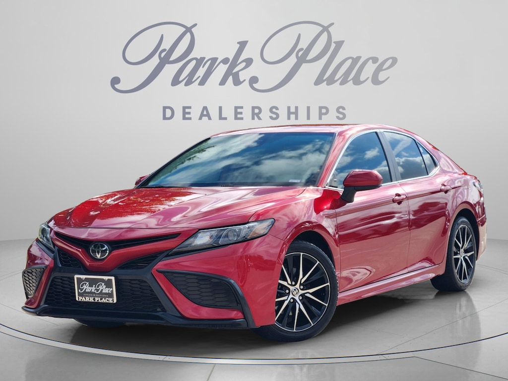 Used 2021 Toyota Camry SE Sedan