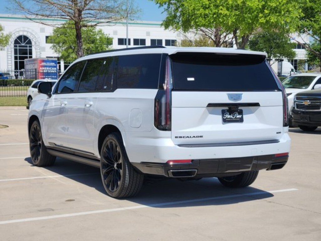 Used 2026 Cadillac Escalade ESV 4WD Platinum Sport SUV