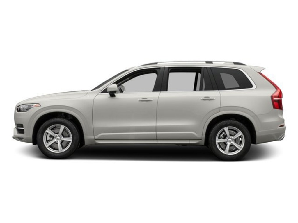 Used 2017 Volvo XC90 Momentum SUV