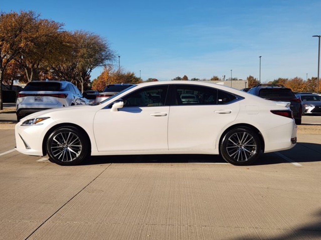 Used 2025 Lexus ES ES 300h Sedan