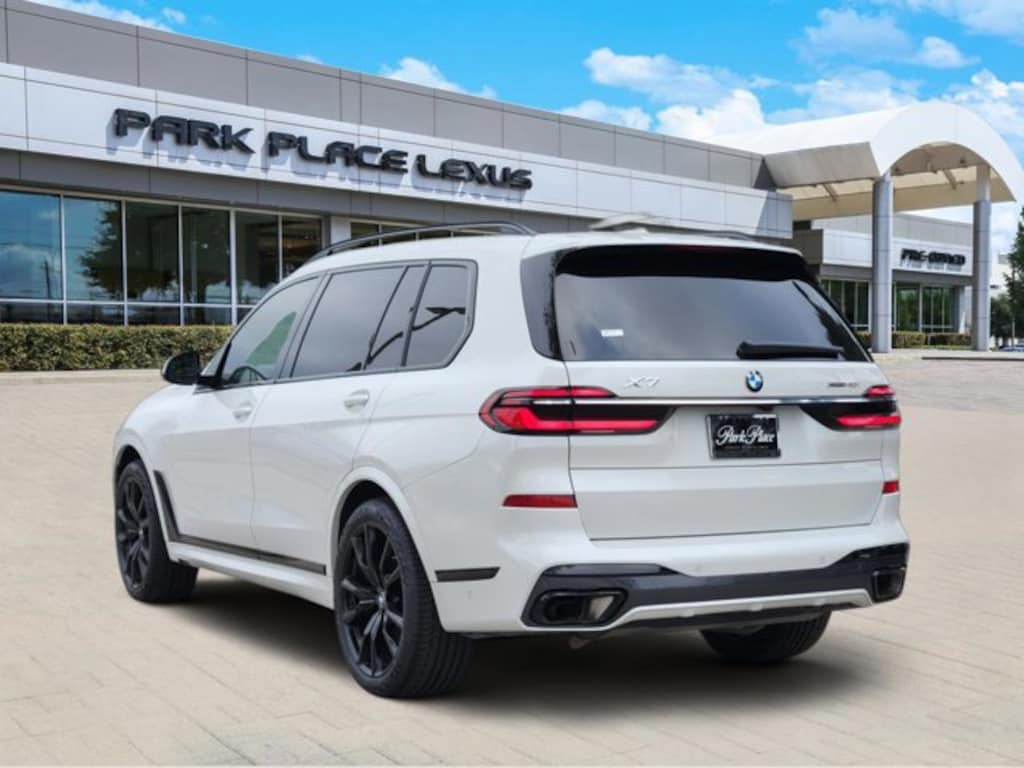 Used 2023 BMW X7 xDrive40i SUV