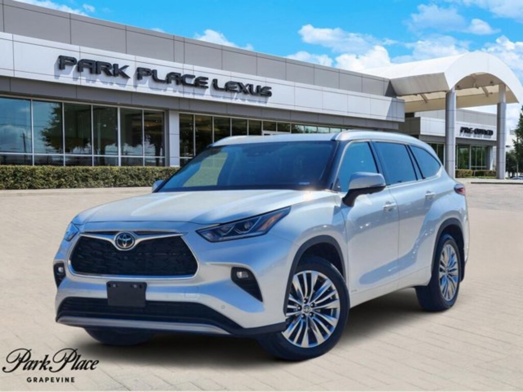 Used 2025 Toyota Highlander Hybrid Platinum SUV