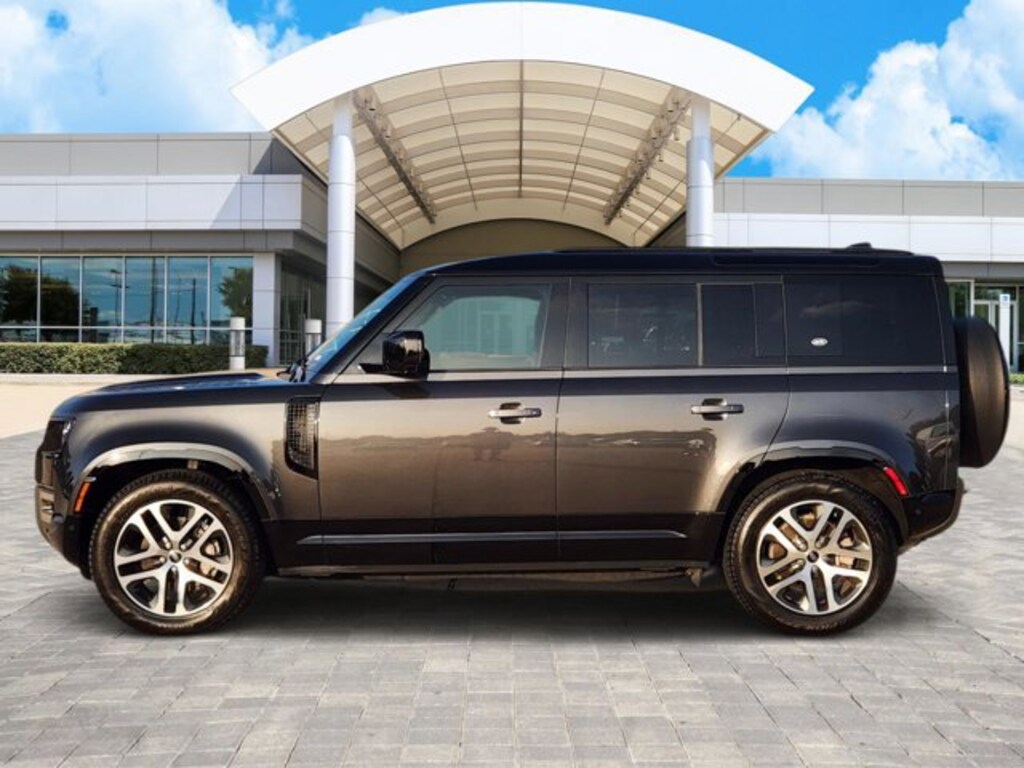 Used 2023 Land Rover Defender X-Dynamic SE SUV