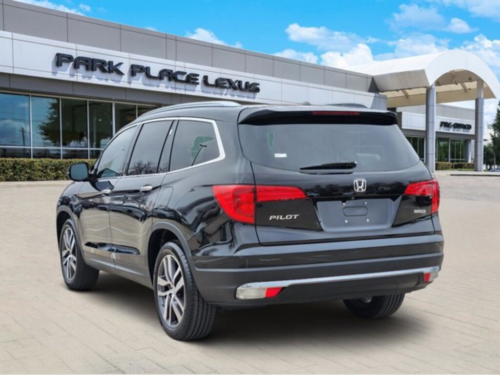 Used 2018 Honda Pilot Touring SUV