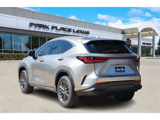 2026 Lexus NX Premium photo 4