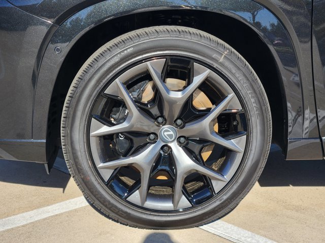 2026 Lexus TX 500h F-Sport Premium - Photo 8