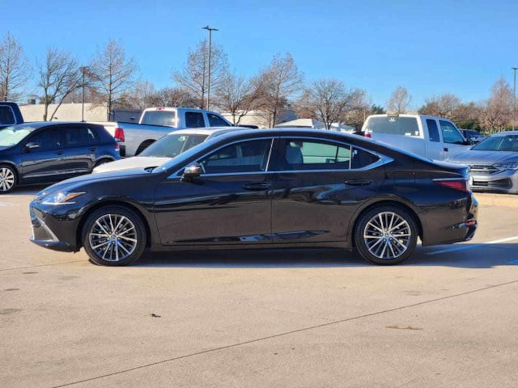 Certified 2023 Lexus ES 350 Sedan