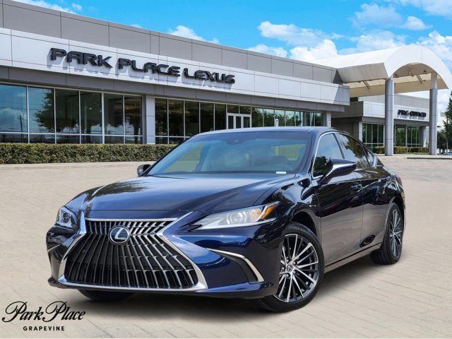 2025 Lexus ES 350's photo