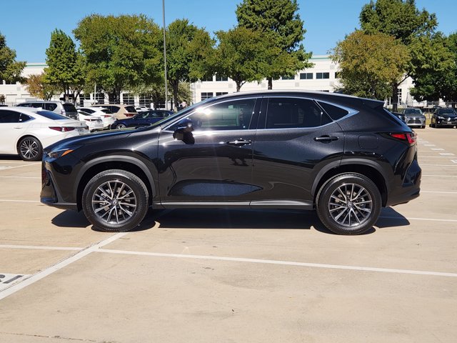 2026 Lexus NX 350 Premium photo 3