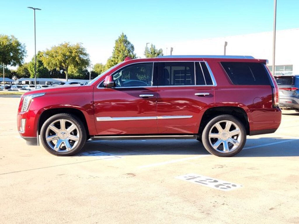 Used 2018 Cadillac Escalade Premium Luxury SUV