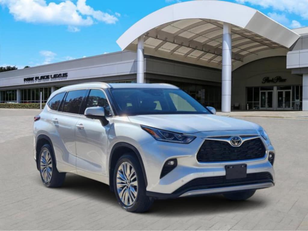 Used 2025 Toyota Highlander Hybrid Platinum SUV