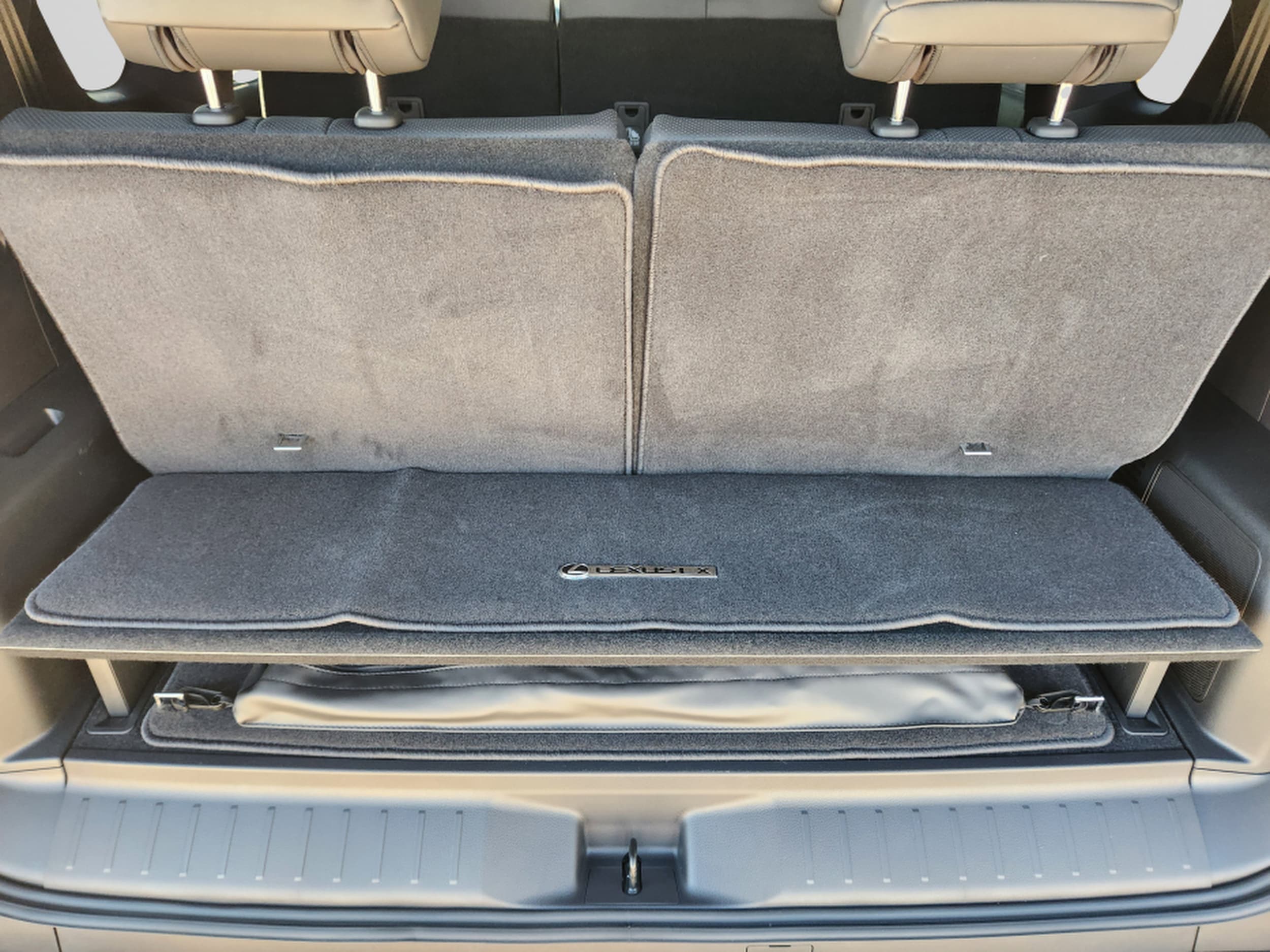 2026 Lexus LX 700h Luxury - Photo 22