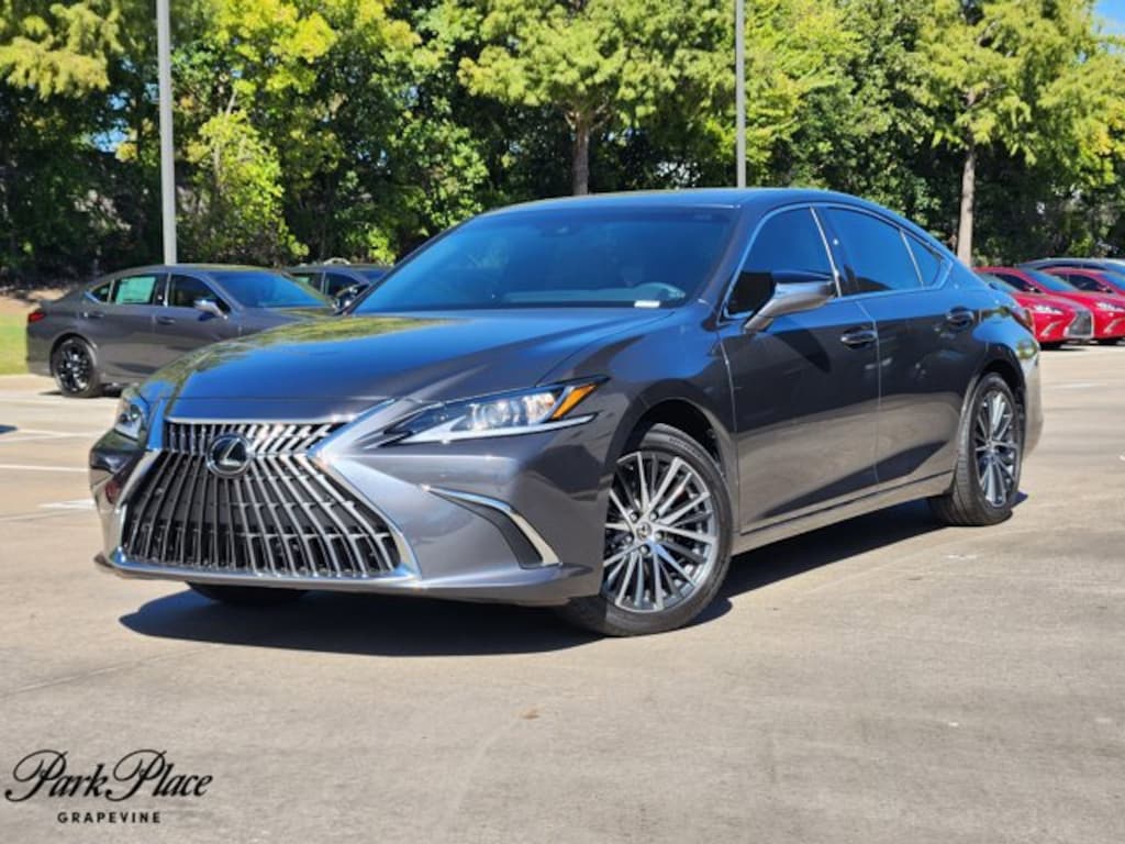 New 2025 Lexus ES 300h Base SEDAN