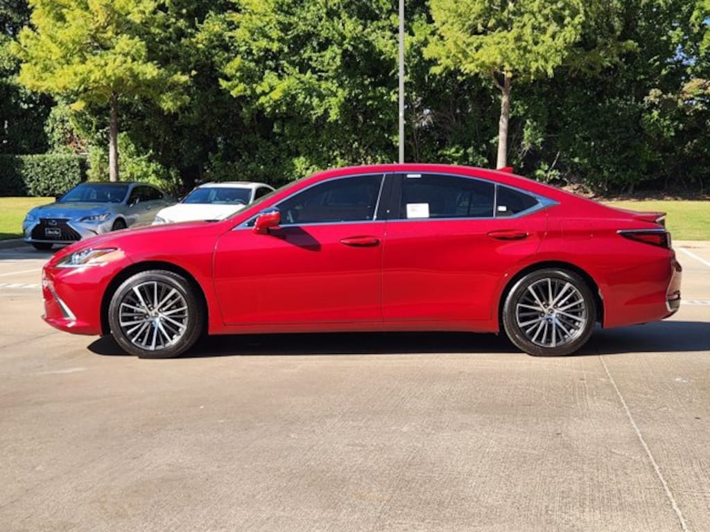 New 2025 Lexus ES 300h Base SEDAN