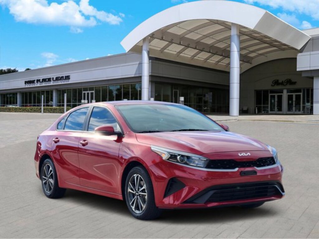 Used 2023 Kia Forte LXS Sedan
