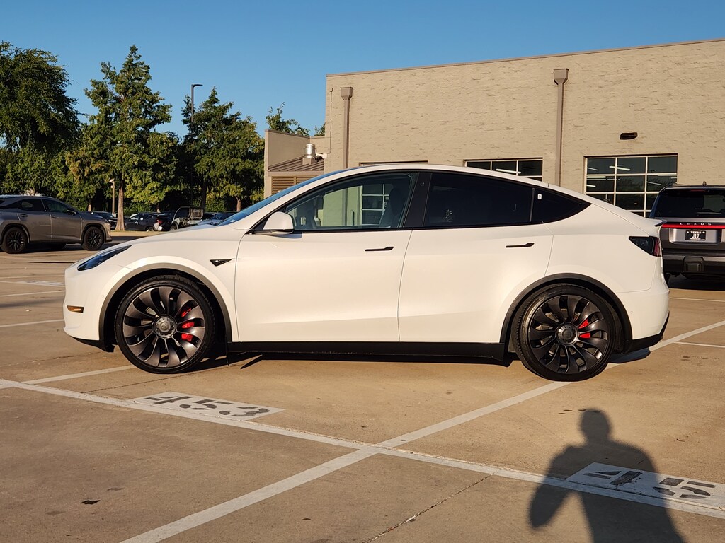 Used 2022 Tesla Model Y Performance SUV