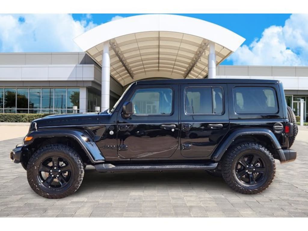 Used 2021 Jeep Wrangler Unlimited Sahara Altitude SUV