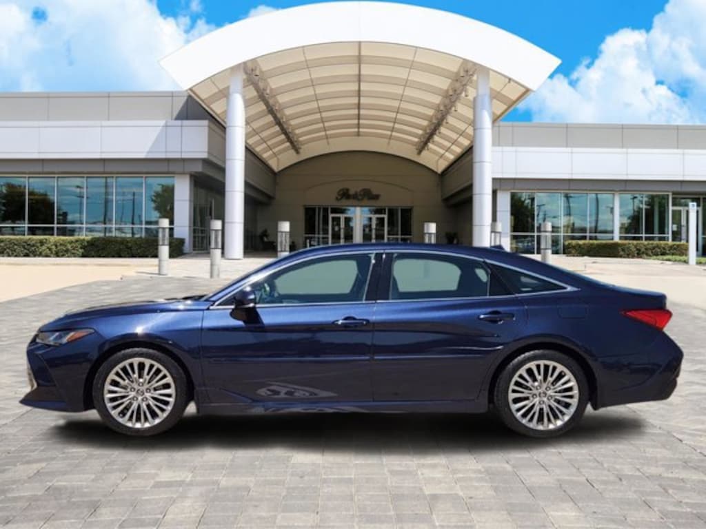 Used 2019 Toyota Avalon Limited Sedan
