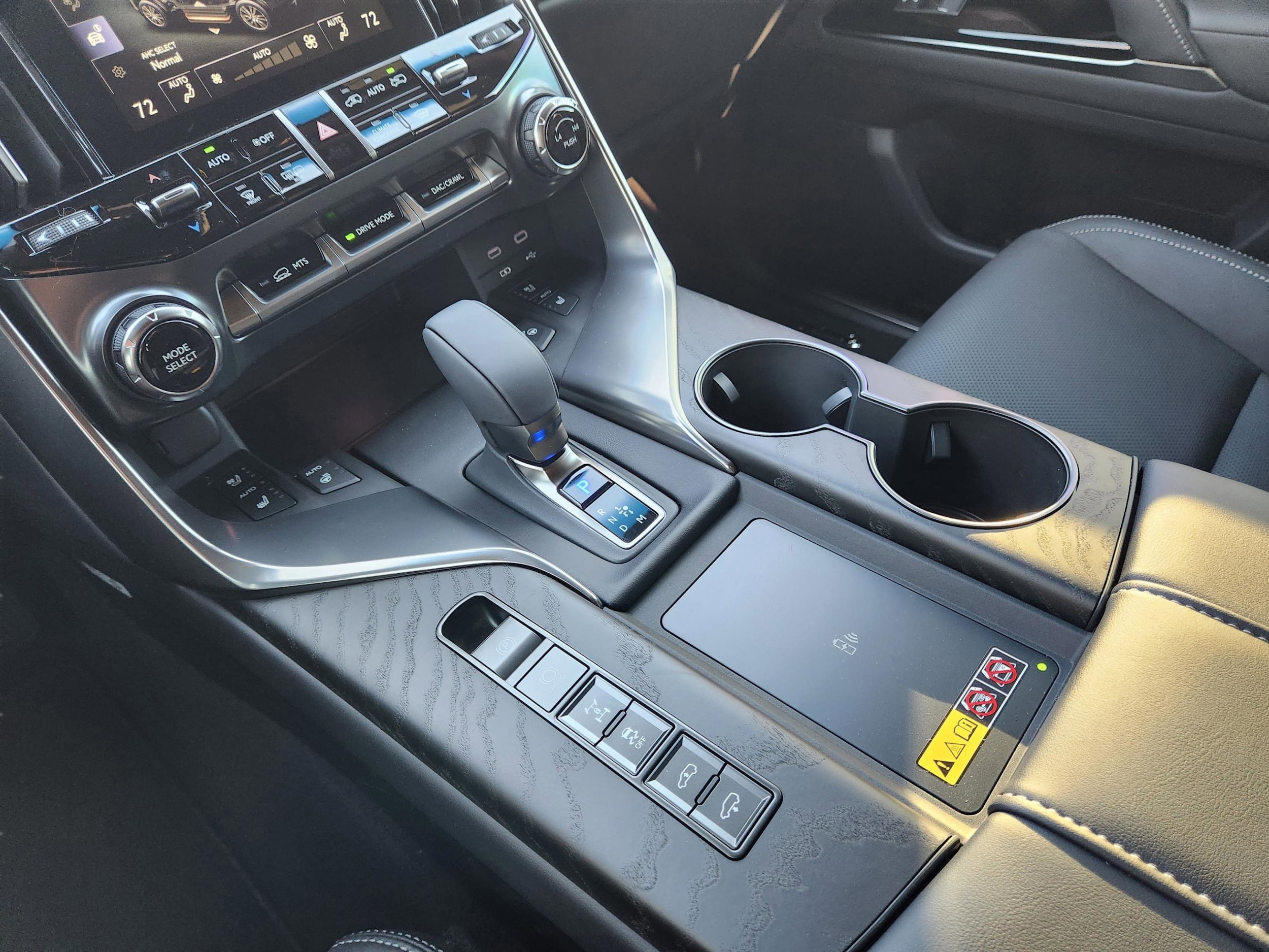 2026 Lexus LX 700h Luxury - Photo 13