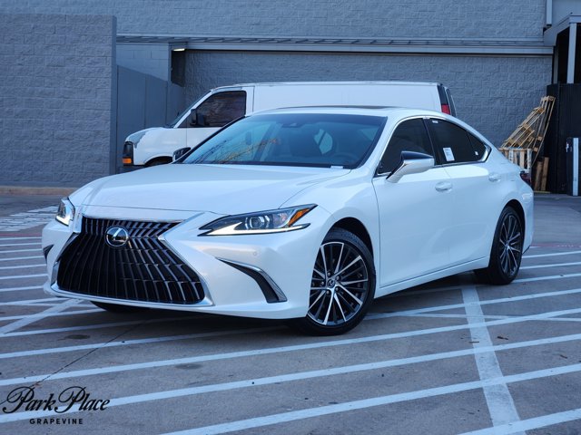 2025 Lexus ES 350's photo