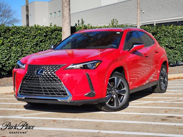 2025 Lexus UX Hybrid 300h Premium's photo