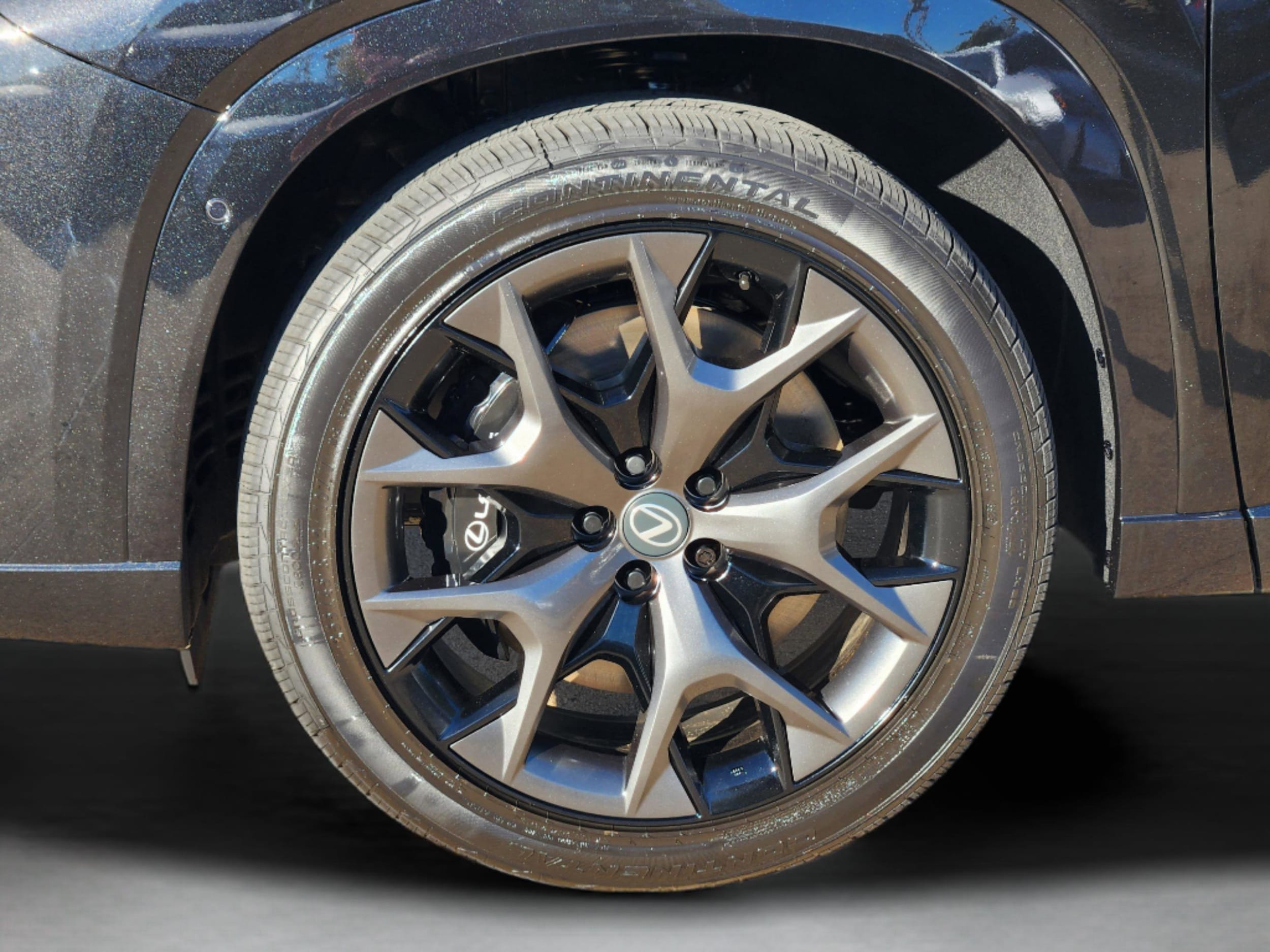 2026 Lexus TX 500h F-Sport Premium - Photo 8