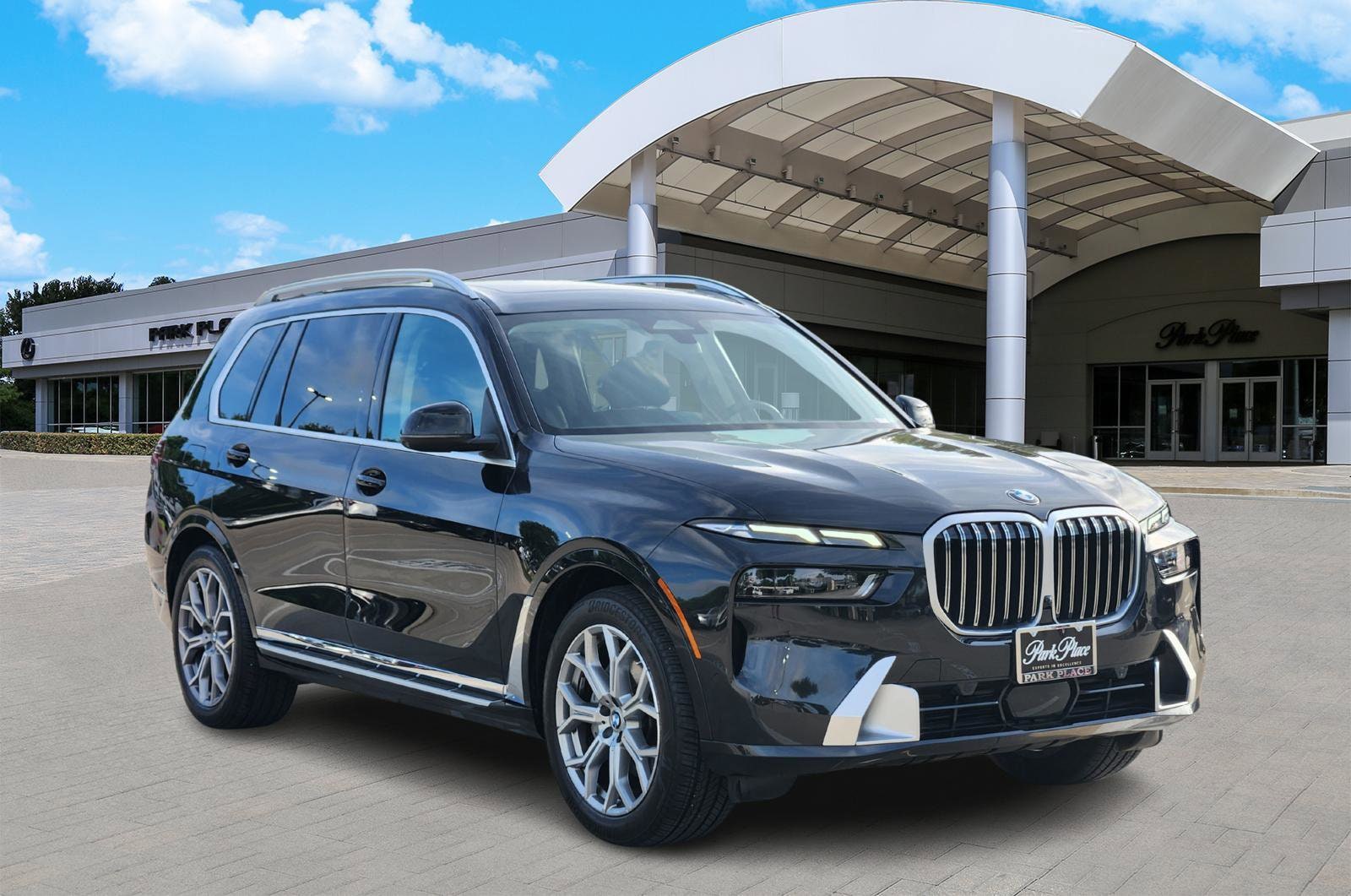 Used 2025 BMW X7 40i with VIN 5UX23EM0XS9Y02690 for sale in Grapevine, TX