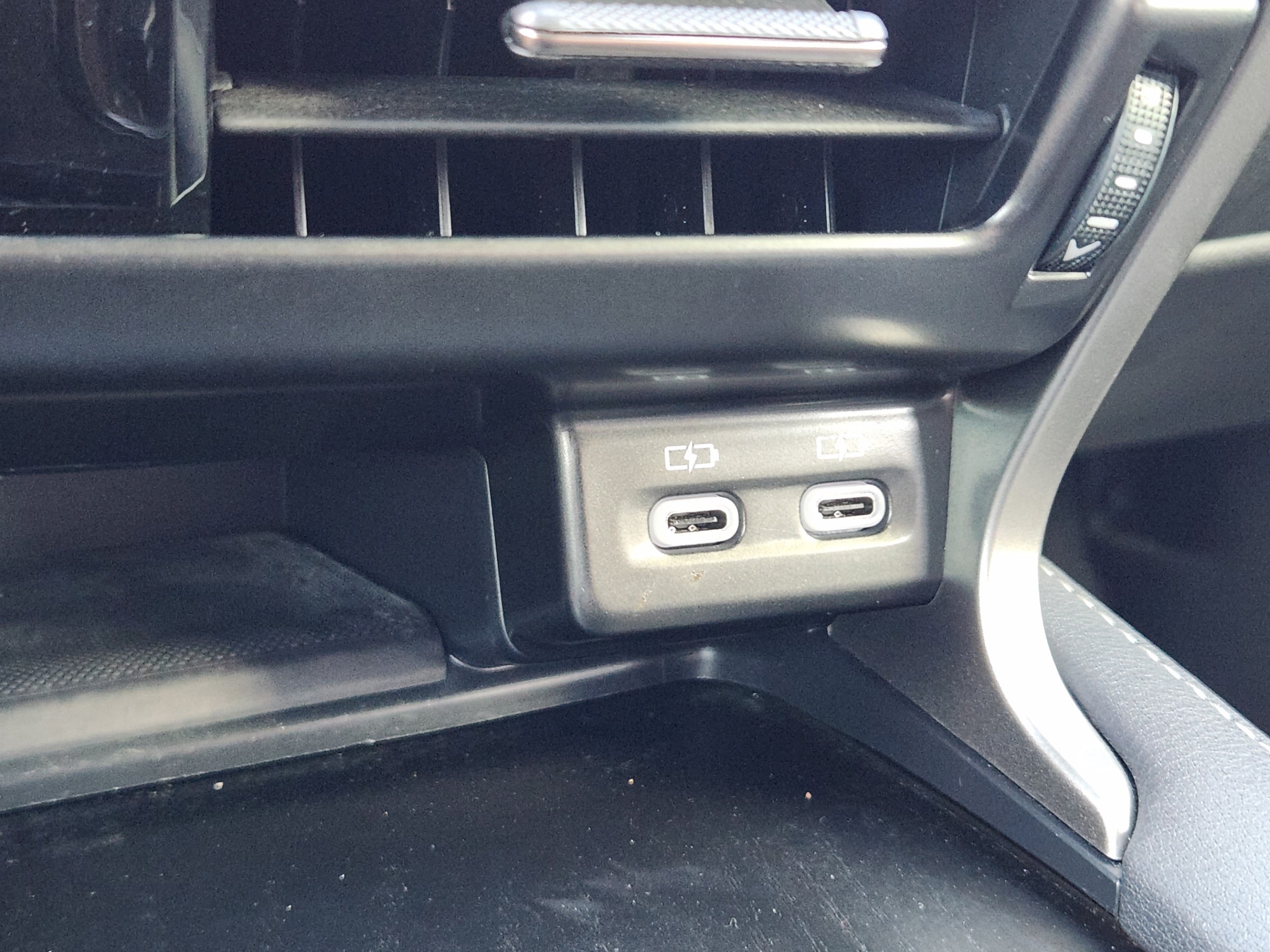 2023 Lexus RX 350 - Photo 27
