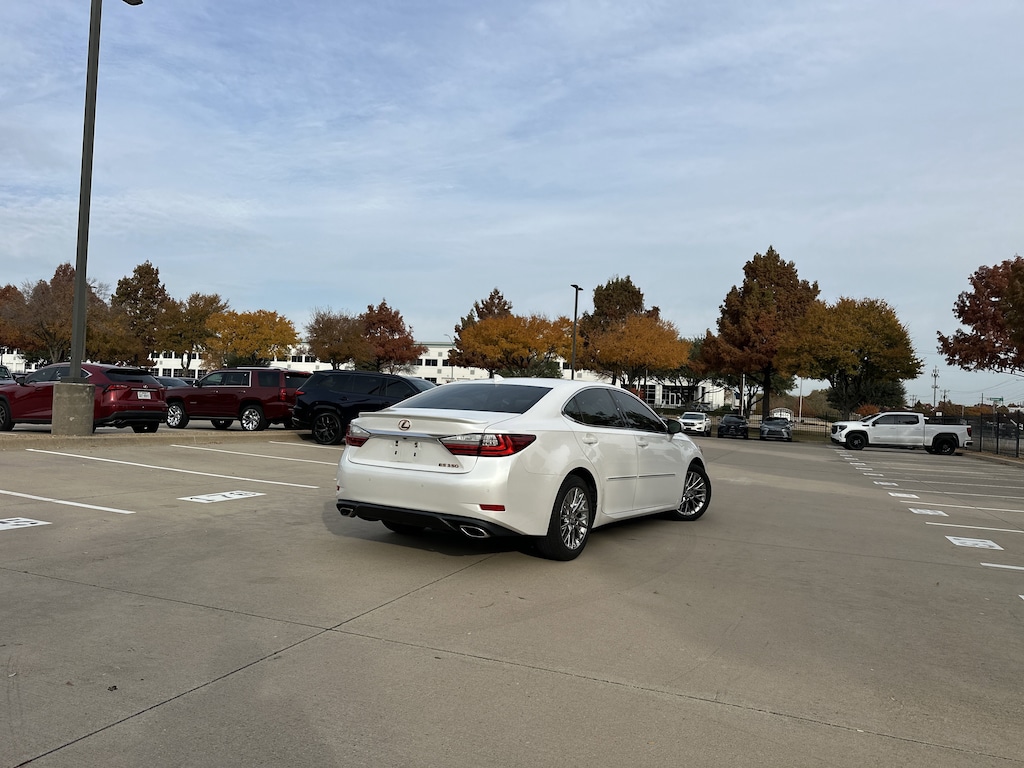 Used 2017 Lexus ES 350 Luxury Package Sedan
