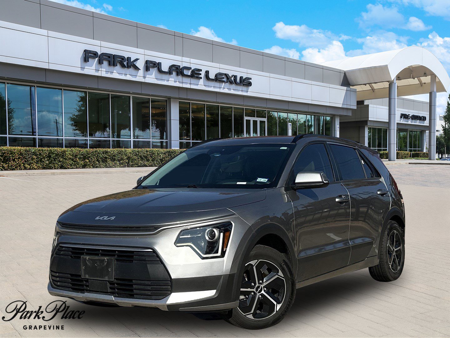 2023 Kia Niro EX's photo