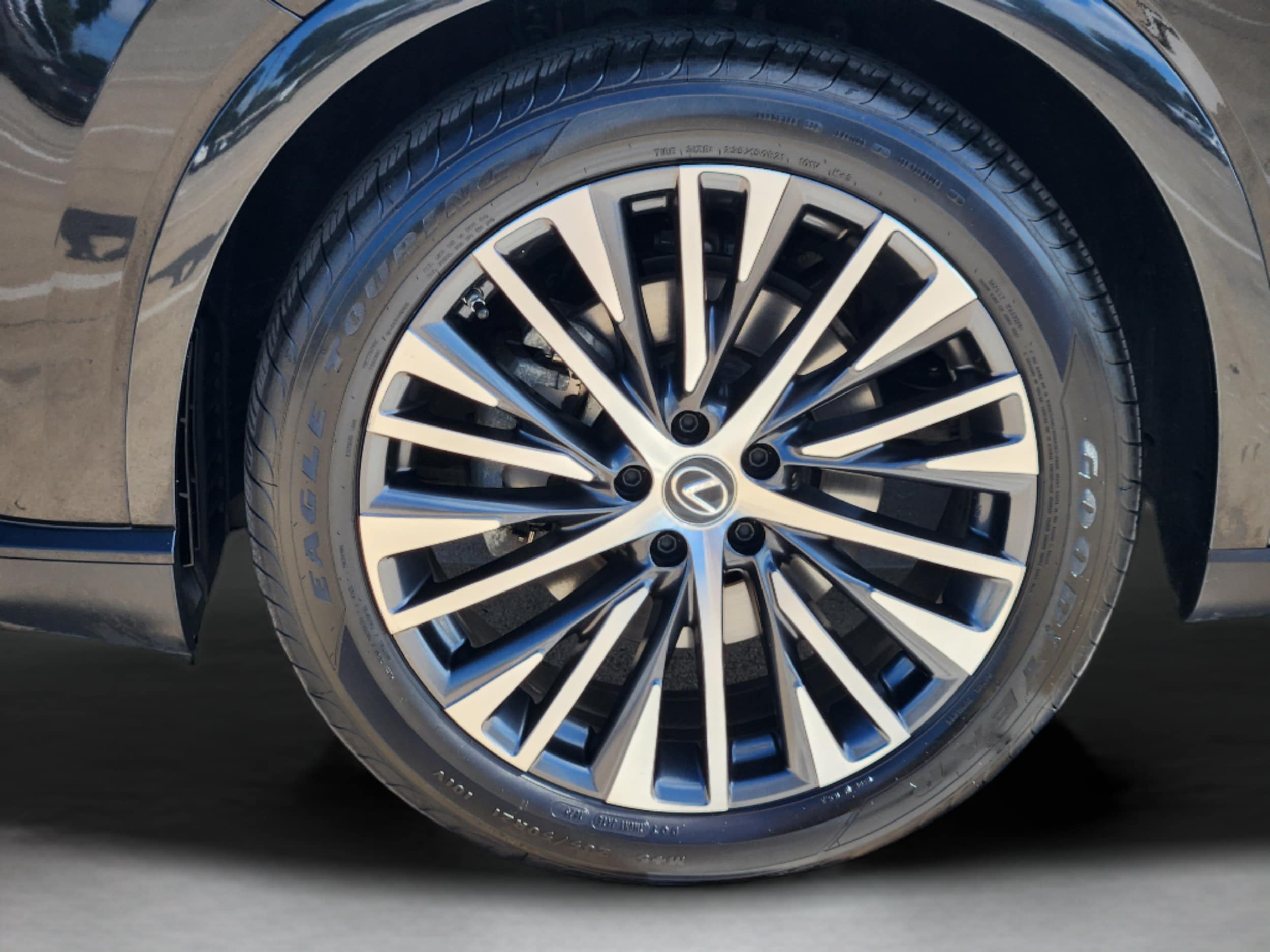 2023 Lexus RX 350 - Photo 40