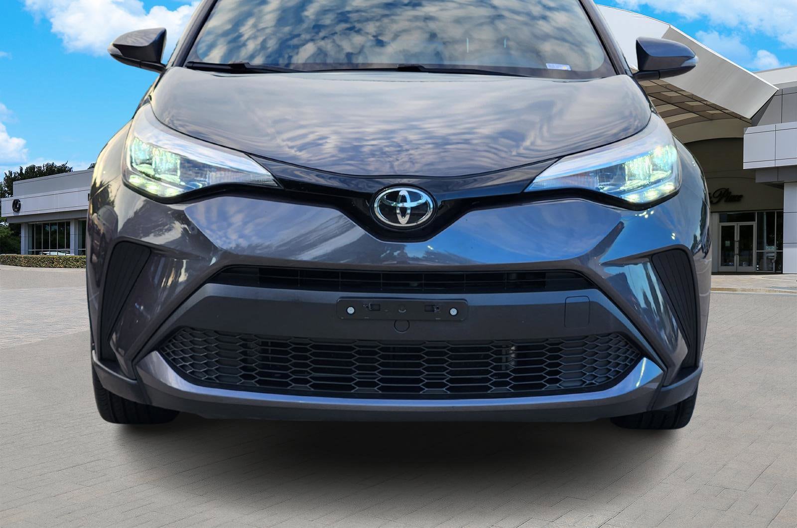 Used 2020 Toyota C-HR XLE with VIN JTNKHMBX4L1091867 for sale in Grapevine, TX