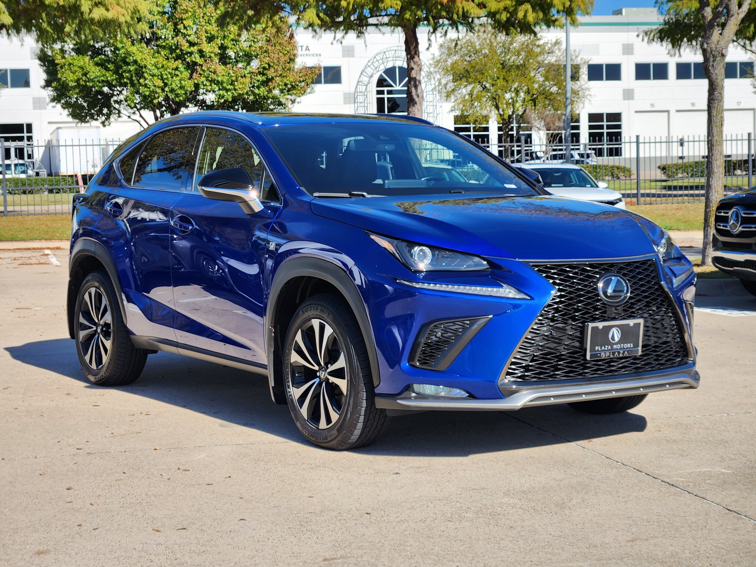 2021 Lexus NX 300 F SPORT photo 2
